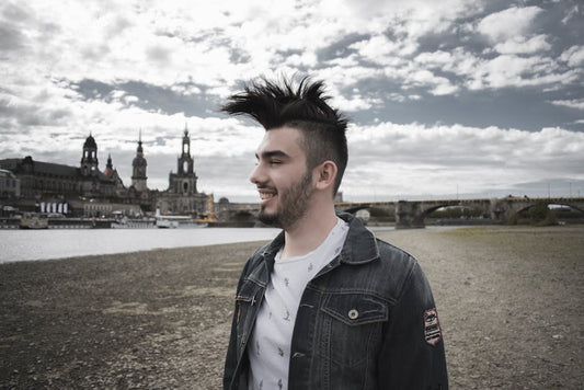 The Ultimate Guide to Choosing Natural Hair Products for Men